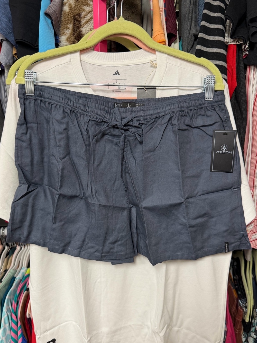 Volcom Women's XL 12 Shorts Charcoal Gray Elastic Drawstring $38 New